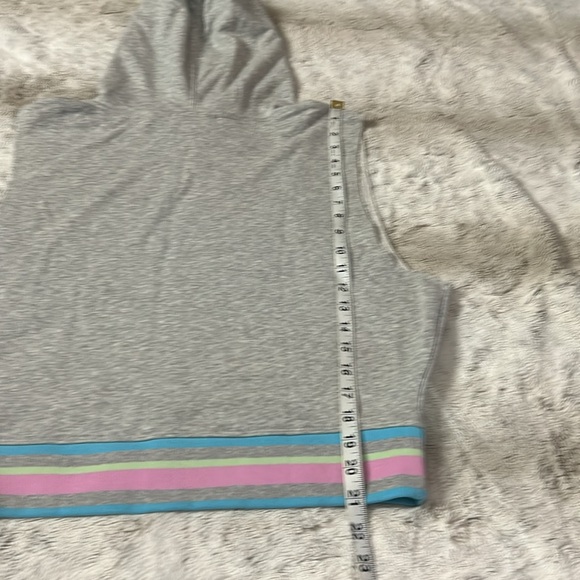Champion Hoodie Vests - Picture 4 of 7